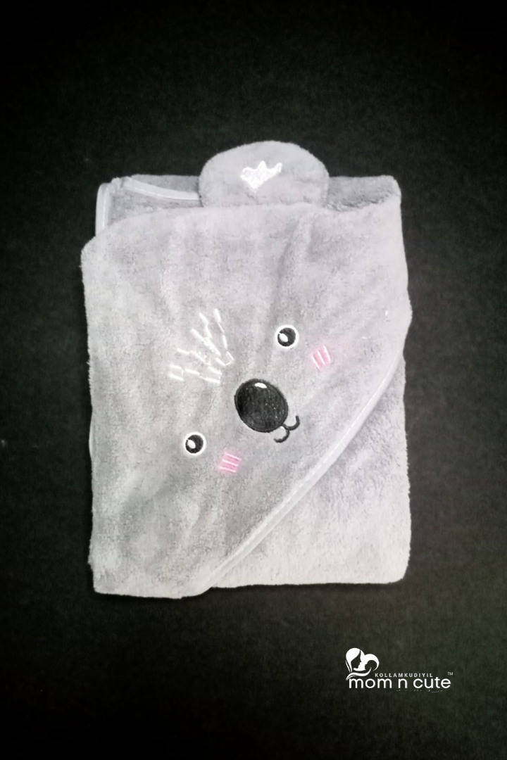 HOODED BLANKET FLEECE